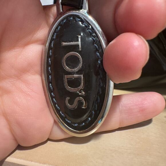 Tod's Black Patent Leather Tote Bag 15"x10.5"x5" Structured Designer Handbag - Picture 14 of 14